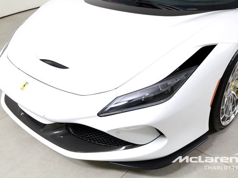 Used 2023 Ferrari F8 Tributo RWD image 32