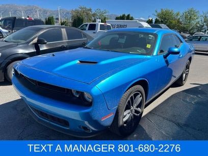 Used 2019 Dodge Challenger SXT w/ Blacktop Package