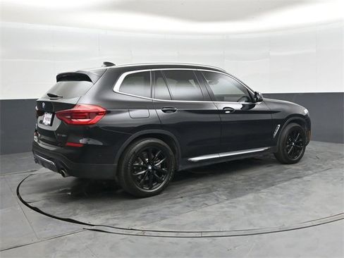 Used 2019 BMW X3 sDrive30i w/ Premium Package image 3