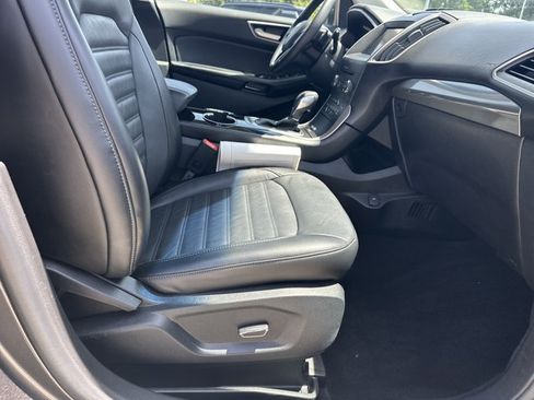 Used 2016 Ford Edge SEL w/ Equipment Group 201A FWD image 16