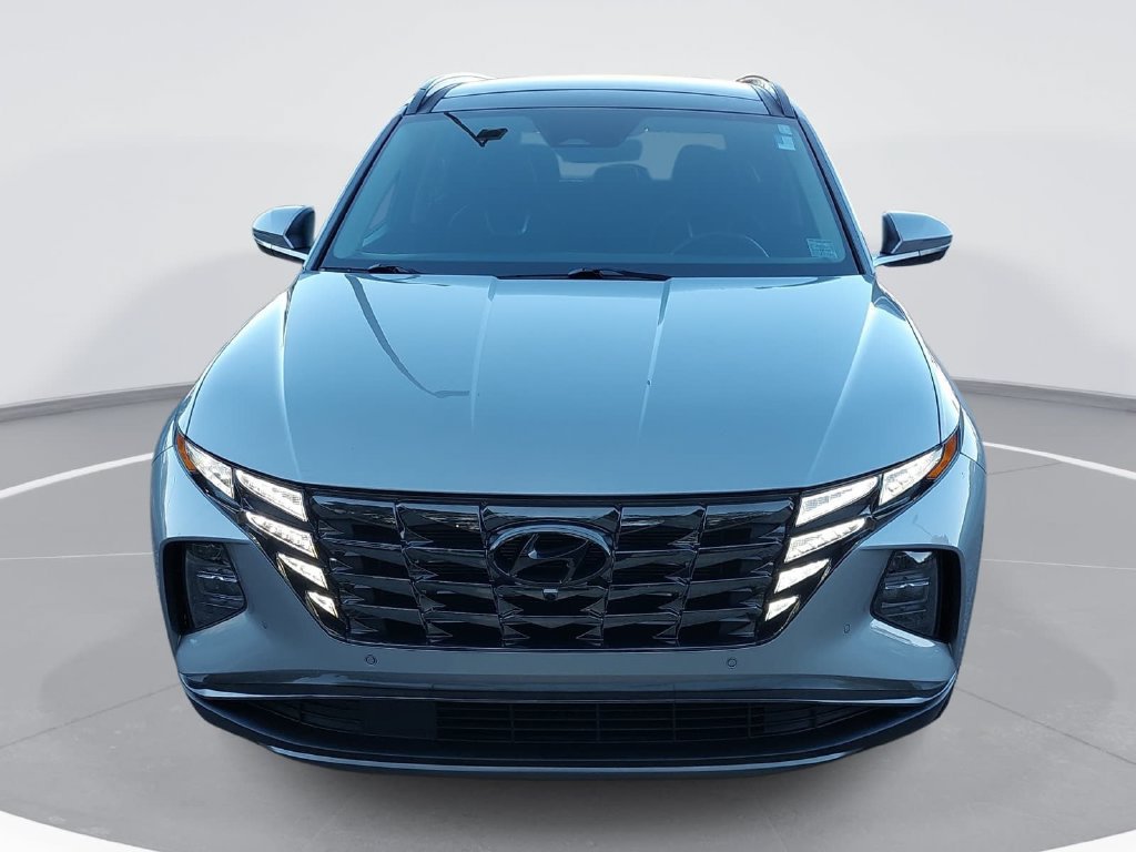 Used 2022 Hyundai Tucson Limited w/ Cargo Package FWD image 2