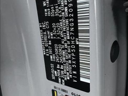 Used 2022 Kia Telluride SX w/ SX Prestige Package image 23