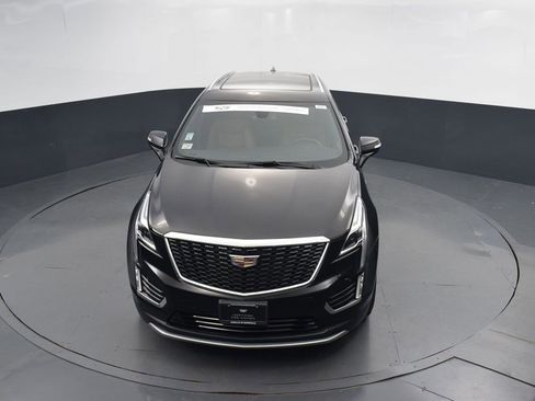 Certified 2024 Cadillac XT5 Premium Luxury w/ LPO, Floor Liner Package image 38