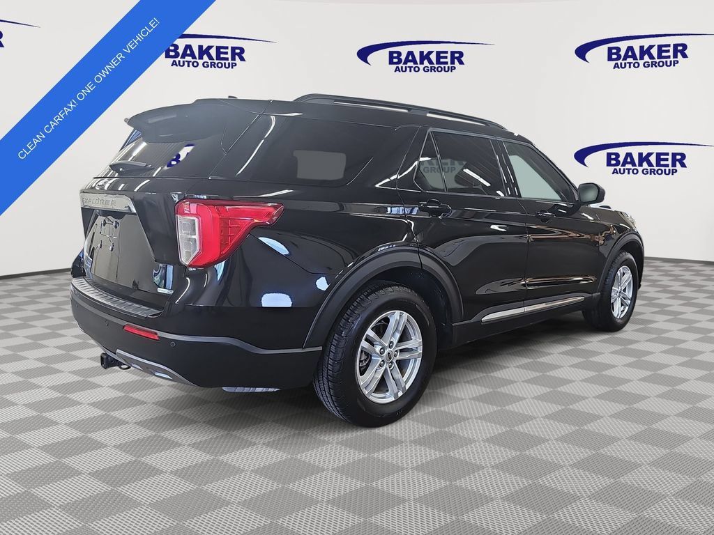 Used 2020 Ford Explorer XLT w/ Equipment Group 202A AWD/4WD image 5