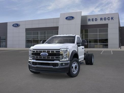 New 2025 Ford F550 4x4 Regular Cab Super Duty w/ XL Chrome Package image 3