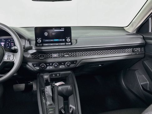 Used 2023 Honda Accord EX image 12