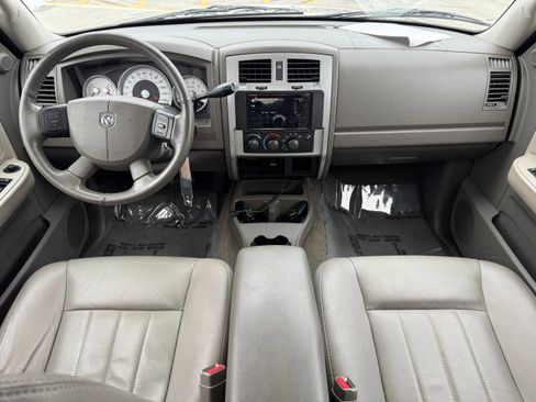 Used 2005 Dodge Dakota Laramie image 21