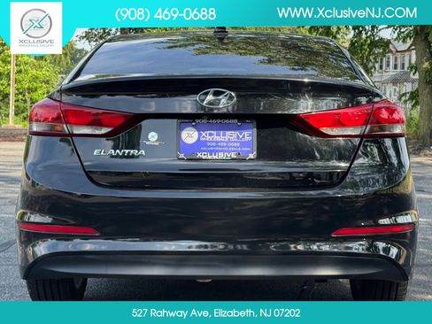 Used 2018 Hyundai Elantra SEL FWD image 3