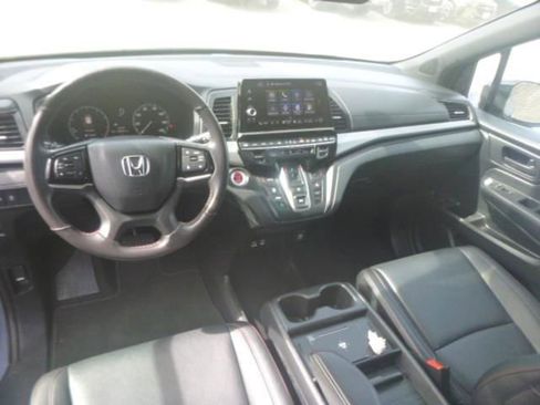 Used 2025 Honda Odyssey Sport-L image 13