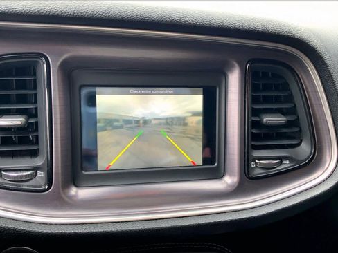 Used 2018 Dodge Challenger SXT image 24