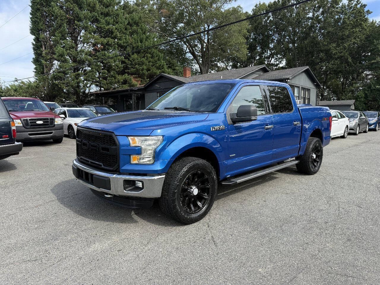 Used 2015 Ford F150 XLT w/ Equipment Group 302A Luxury AWD/4WD image 2