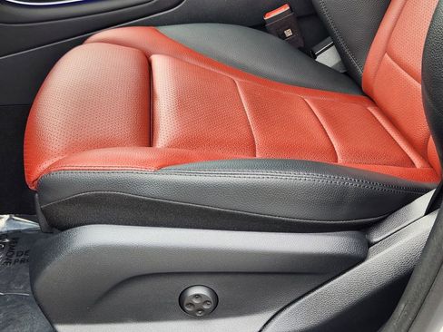 Used 2023 Mercedes-Benz GLC 300 4MATIC Coupe image 23