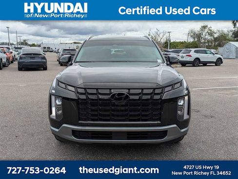Used 2024 Hyundai Palisade SEL w/ Premium Package image 8