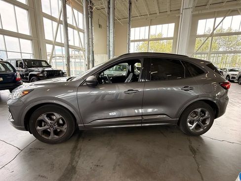 Used 2023 Ford Escape ST-Line w/ Tech Pack #1 FWD image 6
