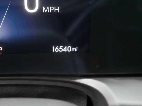 Certified 2024 Buick Encore GX Avenir w/ Avenir Convenience Package image 33