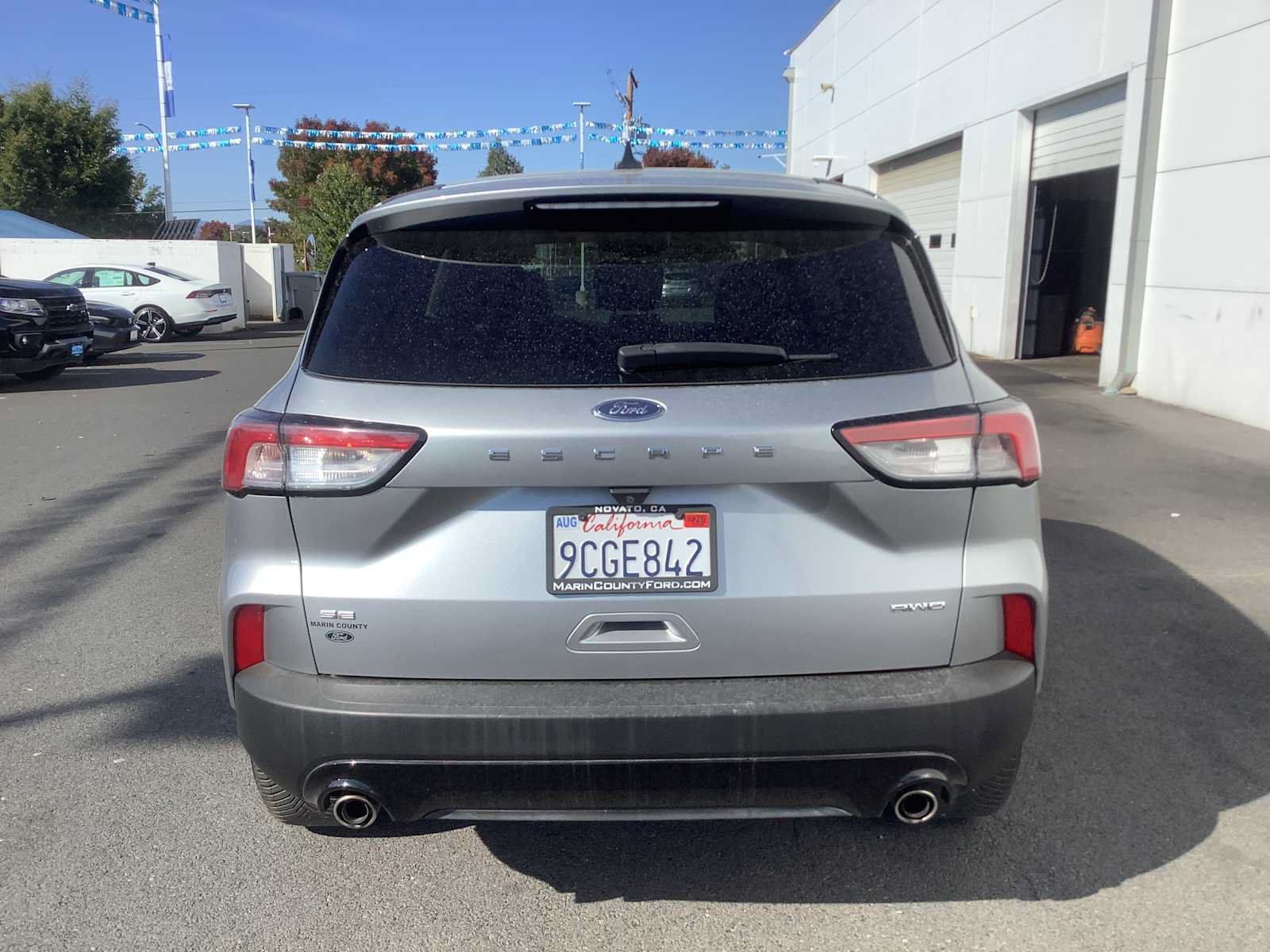 Used 2022 Ford Escape SE w/ SE Sport Appearance Package AWD/4WD image 4