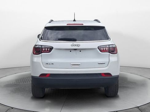 Used 2024 Jeep Compass Latitude AWD/4WD image 4