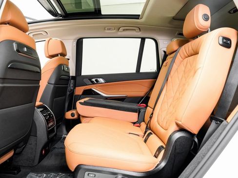 Used 2026 BMW X7 xDrive40i image 24