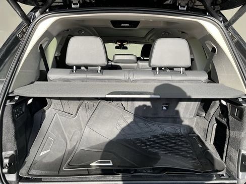Used 2022 BMW X7 xDrive40i w/ Premium Package image 22