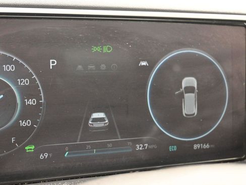 Used 2022 Hyundai Tucson SEL image 2