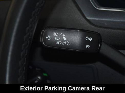 Used 2022 Volkswagen Tiguan SE R-Line AWD/4WD image 14
