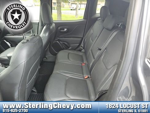 Used 2022 Jeep Renegade Limited image 24