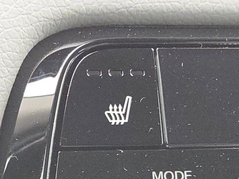 New 2025 Honda Pilot EX-L image 5