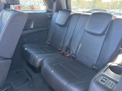 Used 2025 Mercedes-Benz GLS 450 4MATIC image 37