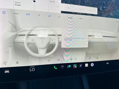 Used 2021 Tesla Model Y Long Range AWD/4WD image 27