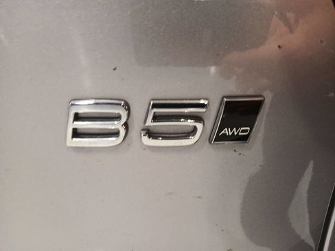 Used 2026 Volvo XC40 B5 Plus AWD/4WD image 12
