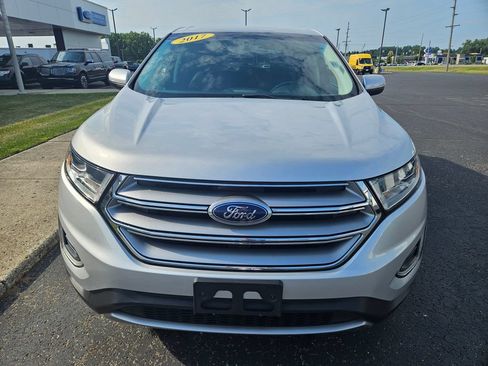 Used 2017 Ford Edge SEL w/ Equipment Group 201A AWD/4WD image 3
