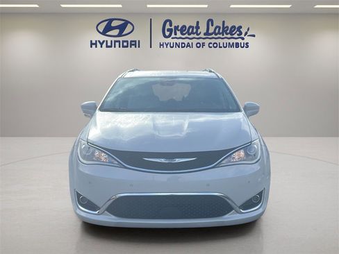 Used 2020 Chrysler Pacifica Touring-L Plus w/ Advanced Safetytec Group image 8