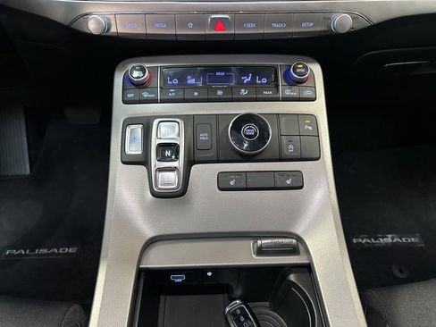 Used 2022 Hyundai Palisade SEL w/ Convenience Package image 23