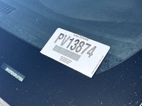 Used 2023 Nissan Kicks SR w/ SR Premium Package FWD image 31