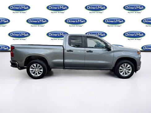Used 2020 Chevrolet Silverado 1500 Custom w/ Custom Value Package AWD/4WD image 8