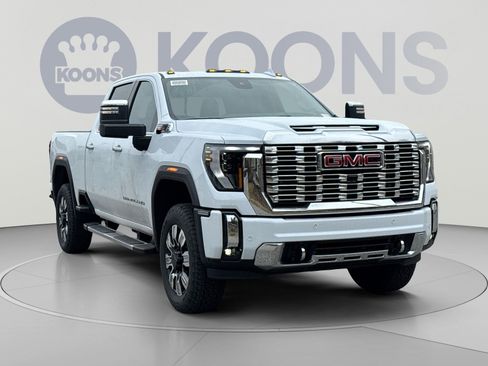 New 2026 GMC Sierra 2500 Denali w/ Denali Reserve Package AWD/4WD image 10