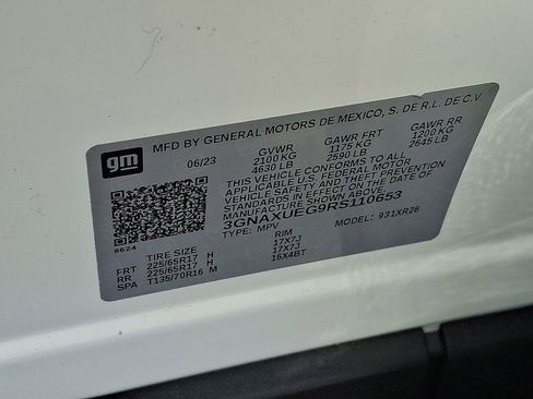 Used 2024 Chevrolet Equinox LT AWD/4WD image 32