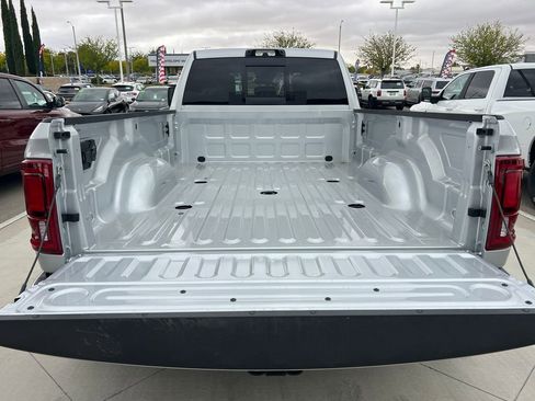 New 2026 RAM 3500 Laramie AWD/4WD image 18