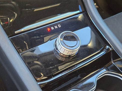 Used 2023 Jeep Grand Cherokee L Laredo image 24