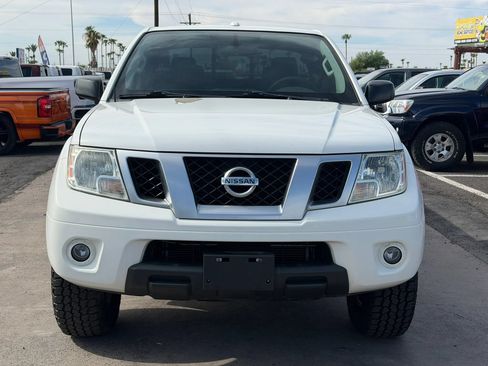Used 2015 Nissan Frontier Desert Runner RWD image 15