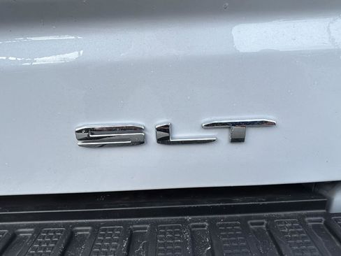 New 2026 GMC Sierra 1500 SLT w/ SLT Premium Plus Package image 9