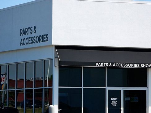 Used 2018 Chevrolet Silverado 1500 LT w/ All Star Edition image 18