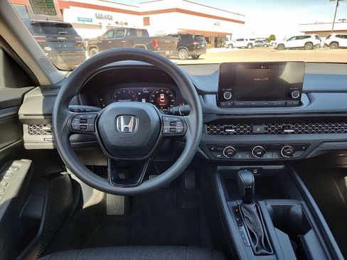 Used 2024 Honda Accord EX image 11