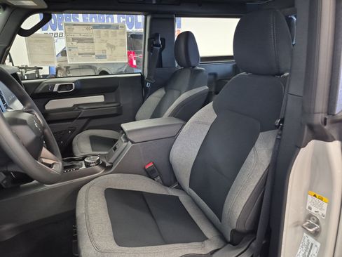 New 2026 Ford Bronco 2-Door AWD/4WD image 10