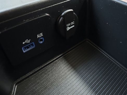 Used 2016 RAM 2500 Tradesman w/ Popular Equipment Group image 28