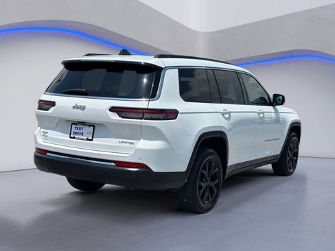 Used 2024 Jeep Grand Cherokee L Limited AWD/4WD image 3