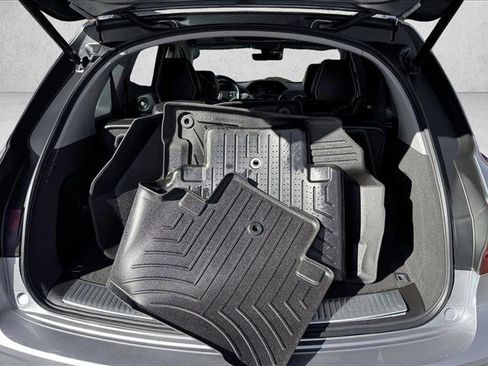 Used 2018 Acura MDX w/ Advance & Entertainment image 8