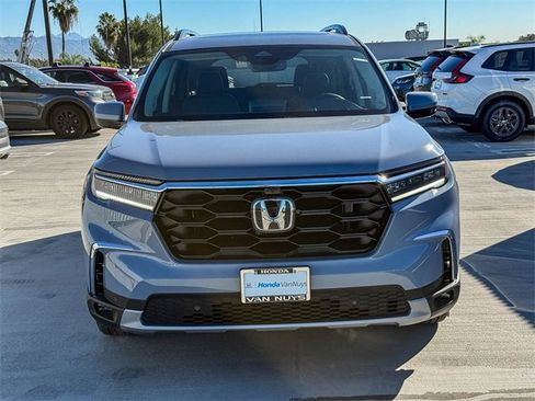 New 2025 Honda Pilot Elite image 2