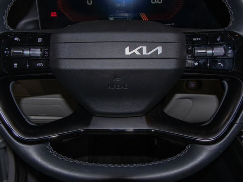 Used 2026 Kia Sorento EX FWD image 12