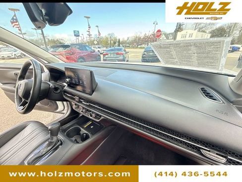 Used 2025 Honda HR-V EX-L image 27